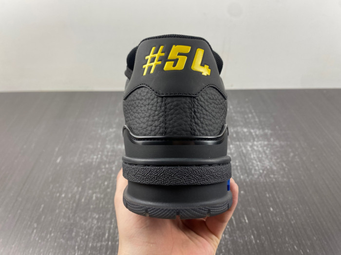 lv snekaers 99