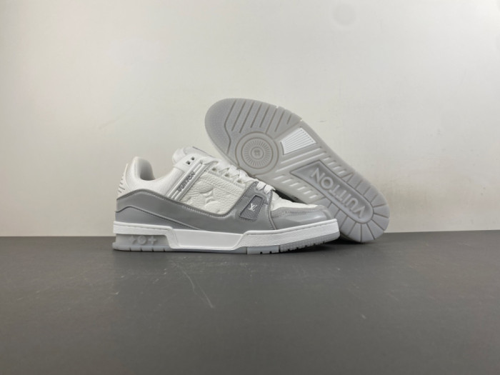 LV snekaers 309