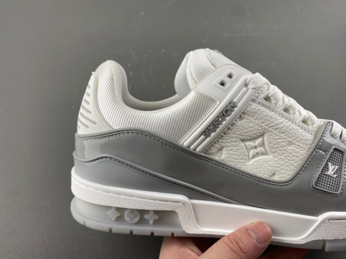 LV snekaers 309