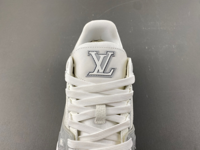 LV snekaers 309
