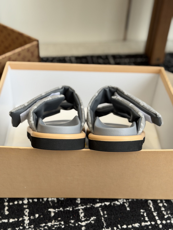 L&V sandal 86