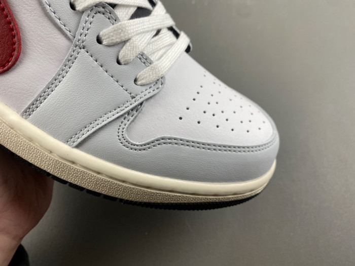 Air Jordan 1 Low-553558-081