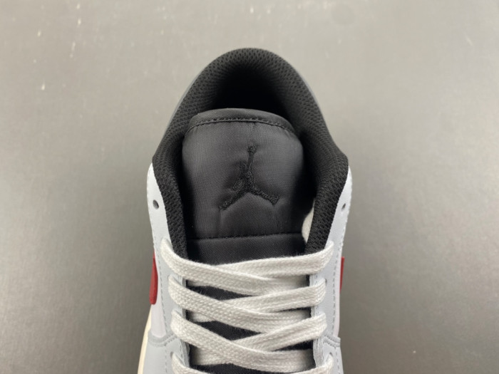 Air Jordan 1 Low-553558-081