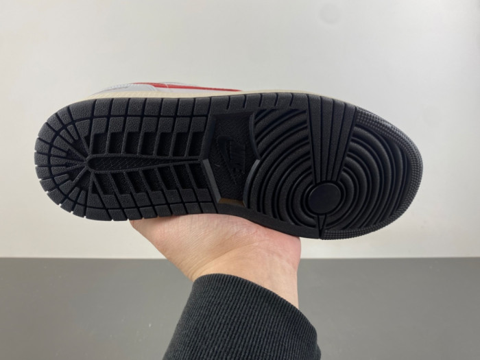 Air Jordan 1 Low-553558-081