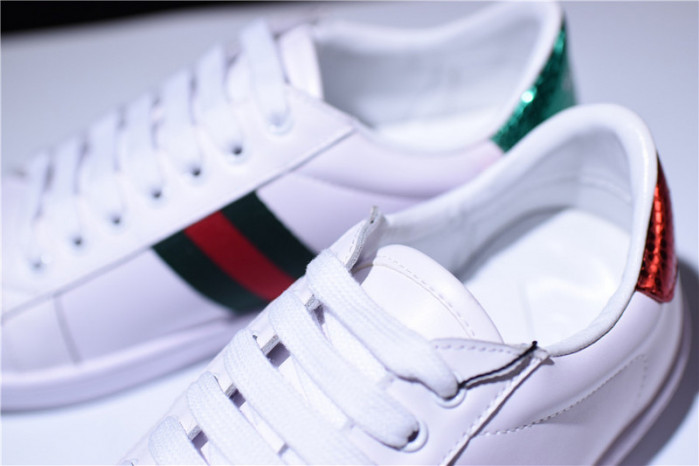 g**i ace embroidered low-top sneaker white with bee