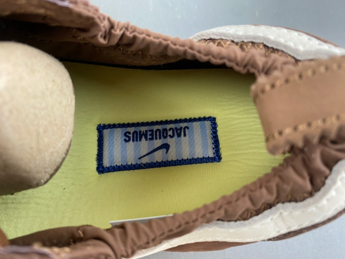 Jacquemus Moon SP 