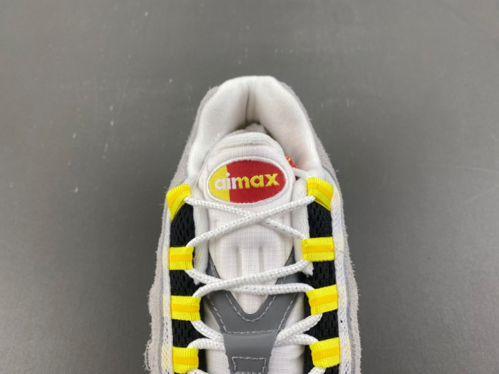 UNDEFEATED × Nike Air Max 95 Opti Yellow -IB4523-002
