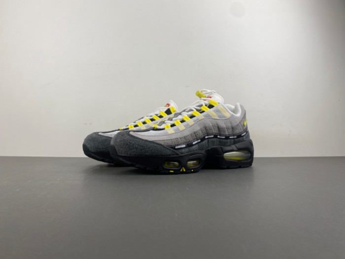 UNDEFEATED × Nike Air Max 95 Opti Yellow -IB4523-002