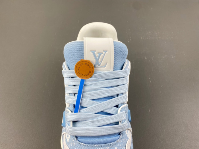 LV snekaers 308
