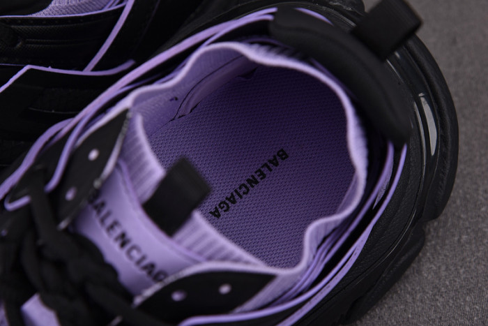 BALENCIAGA 18