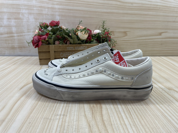 VANS-04