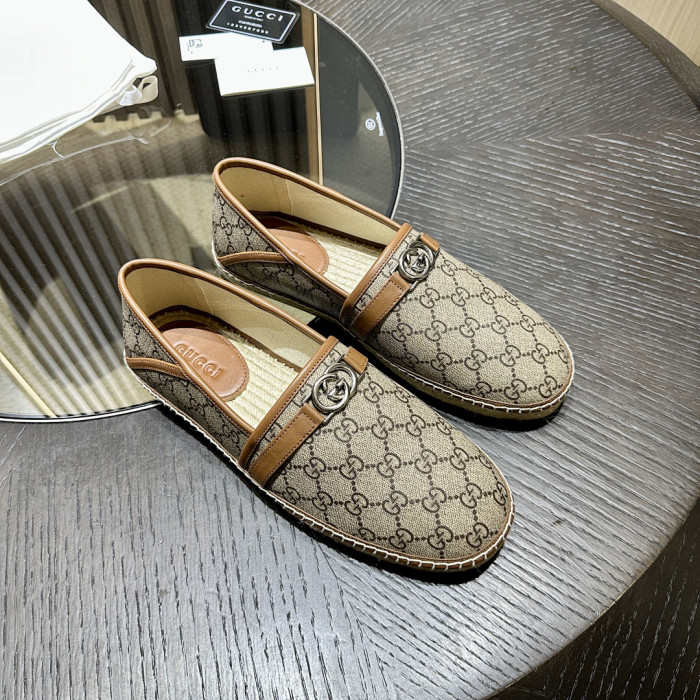 Gvc*1 SNEAKER 124
