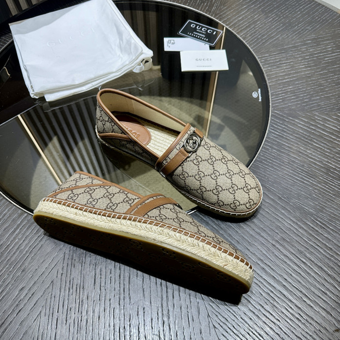 Gvc*1 SNEAKER 124