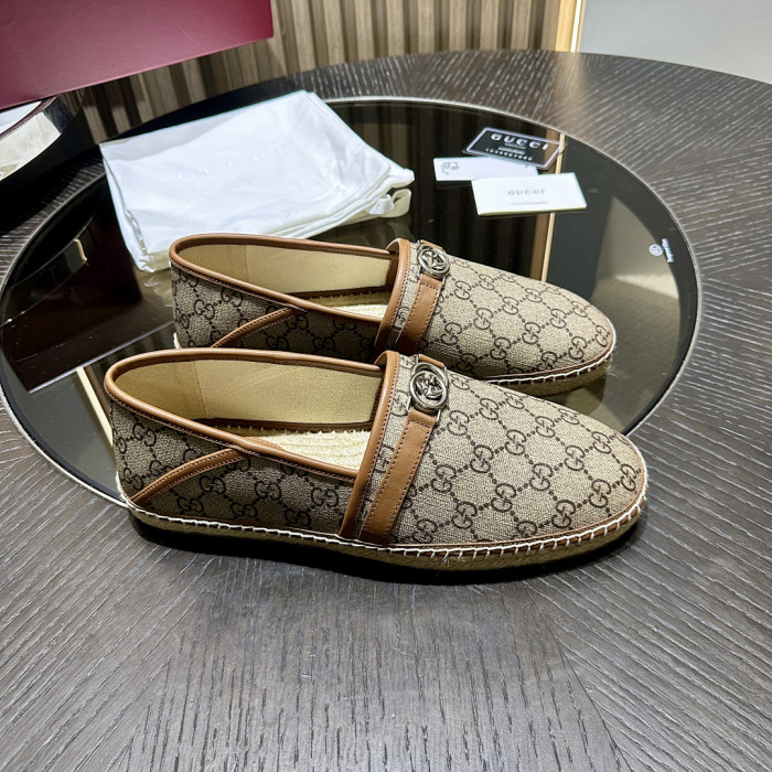 Gvc*1 SNEAKER 124