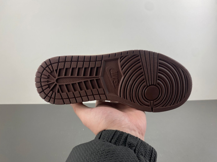 Air Jordan 1 Low -IR7600-211