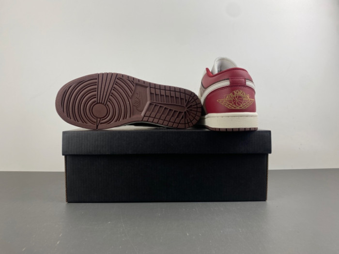 Air Jordan 1 Low -IR7600-211