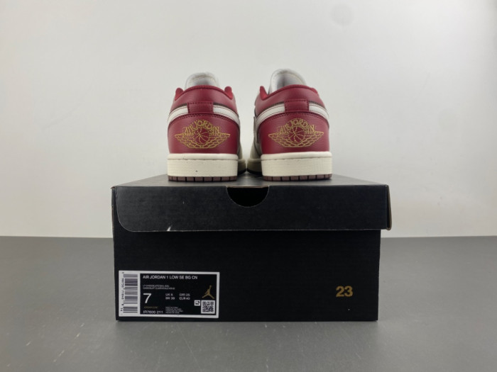Air Jordan 1 Low -IR7600-211