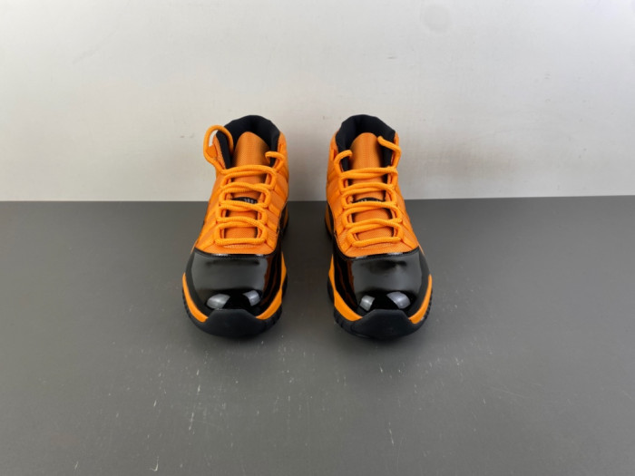 Air Jordan 11-CT8012-700