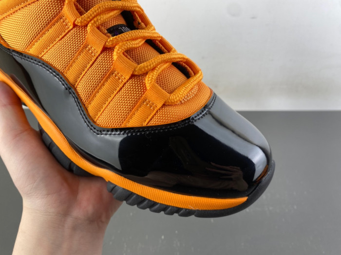 Air Jordan 11-CT8012-700