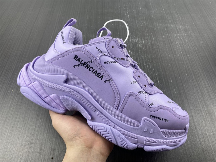 SNEAKER -202208041