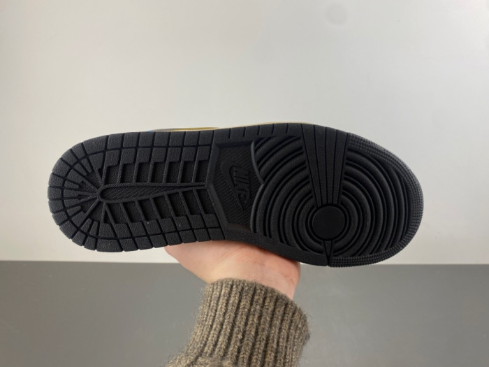 Travis Scott x OFF-WHITE x Jordan Air Jordan 1-XZ6868-005