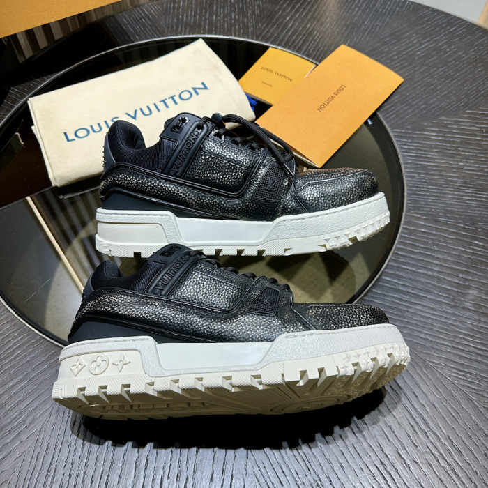 LV snekaers 248