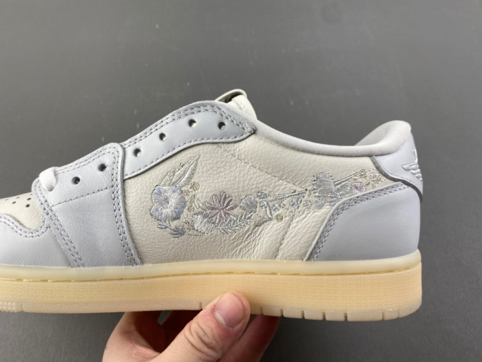 Air Jordan 1-IF4391-100