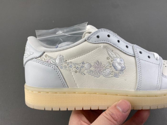 Air Jordan 1-IF4391-100