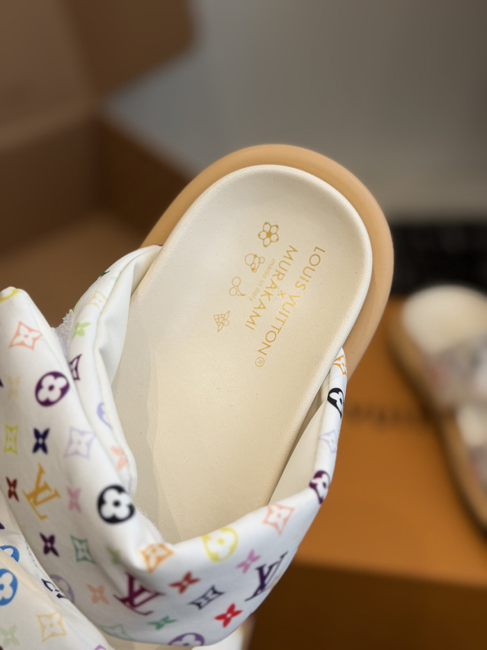 L&V sandal 84