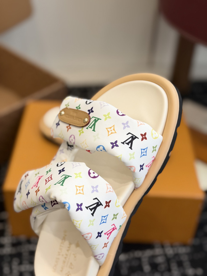 L&V sandal 84