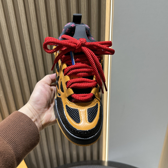 LV snekaers 265