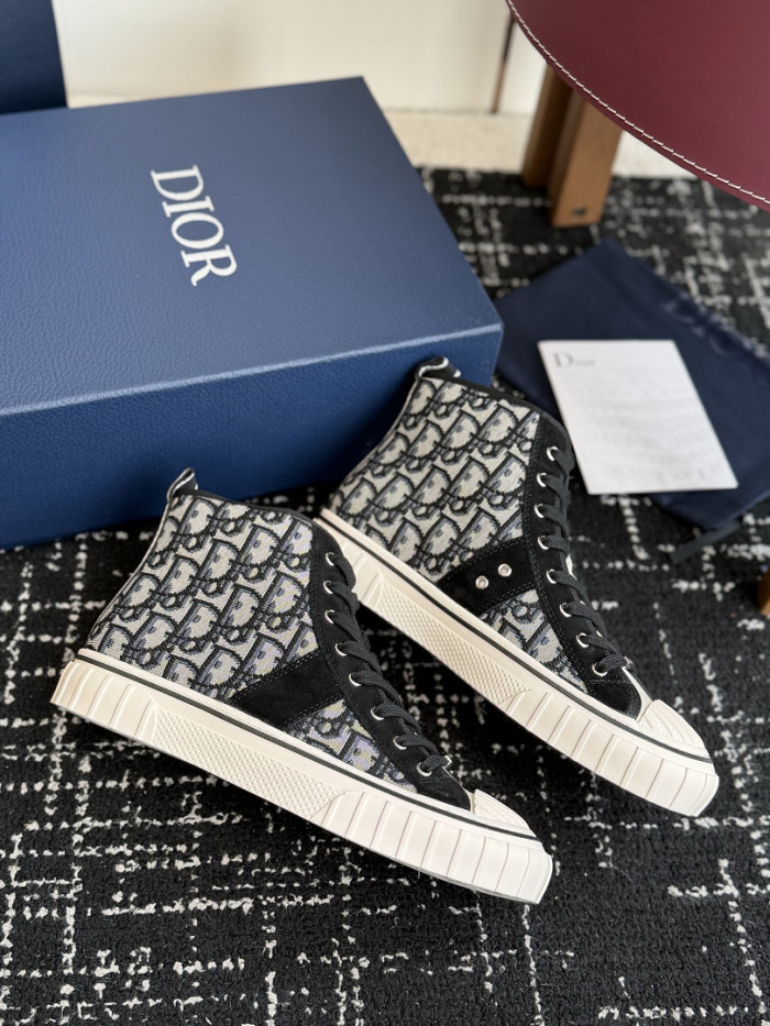 D10r B23 SNEAKER-017