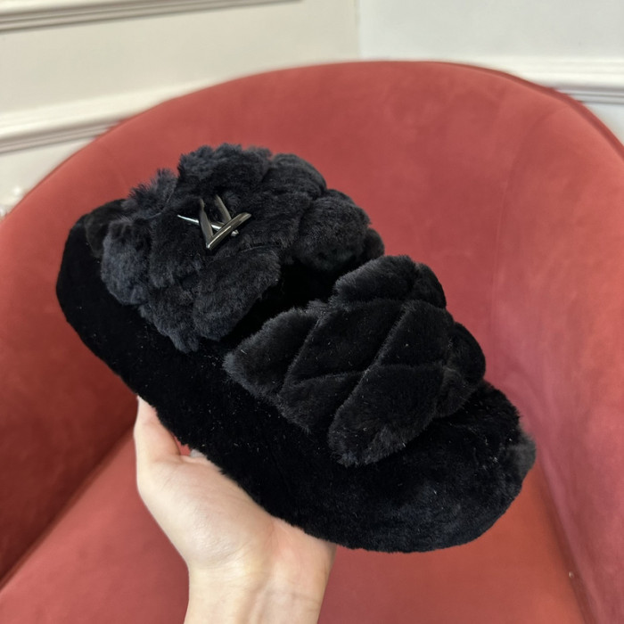 L&V sandal 45