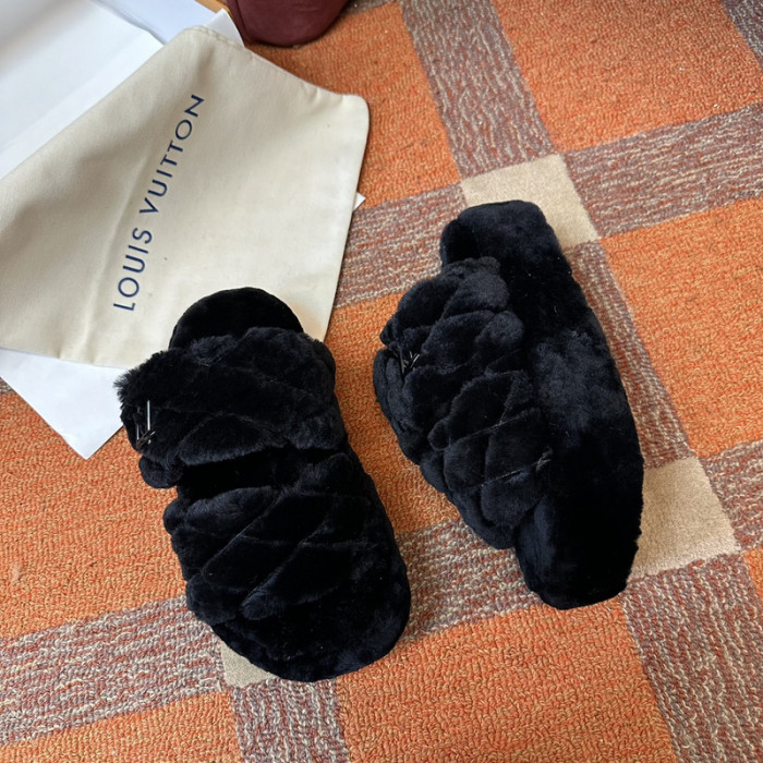 L&V sandal 45