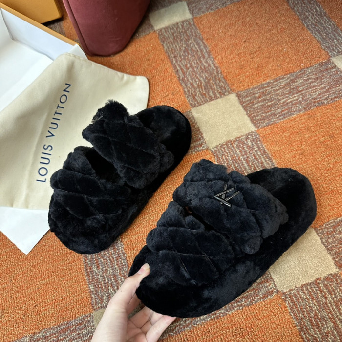 L&V sandal 45