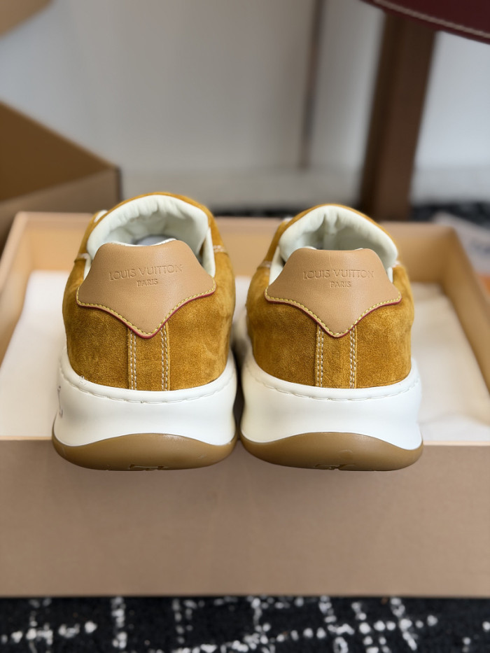 LV snekaers 302