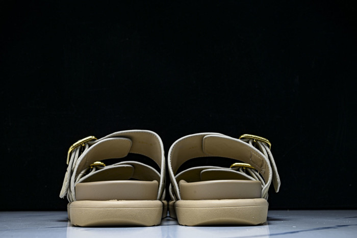 L&V sandal 98