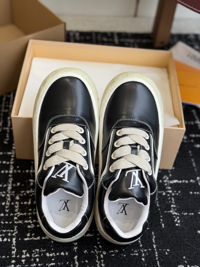 LV snekaers 304