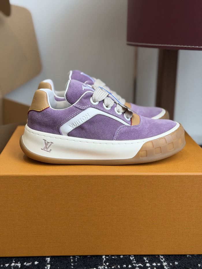 LV snekaers 303