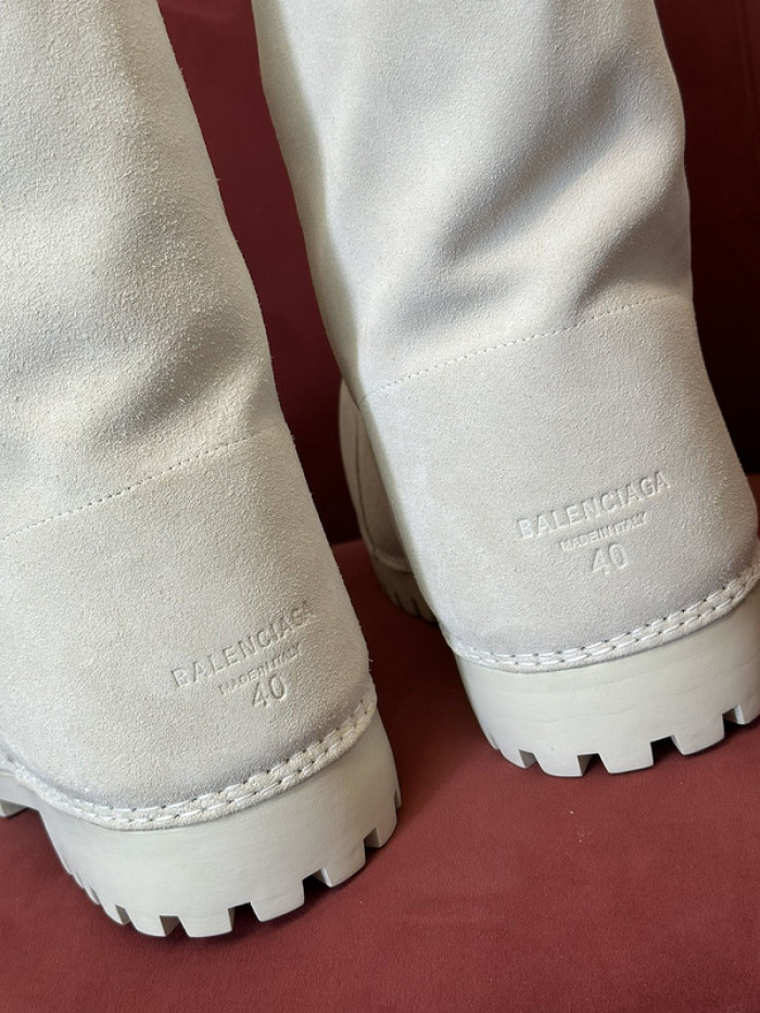 BALENCIAGA BOOT -12