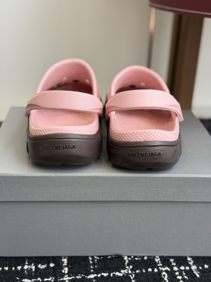 Ba1en*iaga Sandal 51