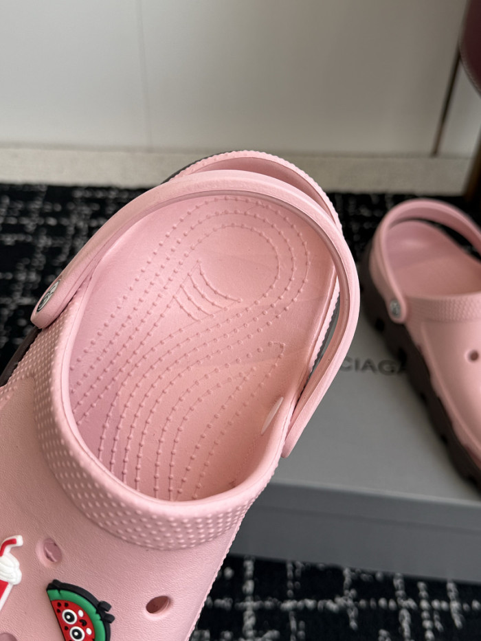 Ba1en*iaga Sandal 51
