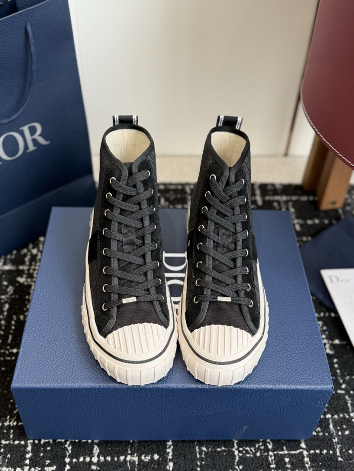 D10r B23 SNEAKER-015