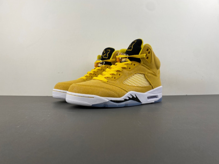 Jordan Air Jordan 5 Retro-HQ7978-701