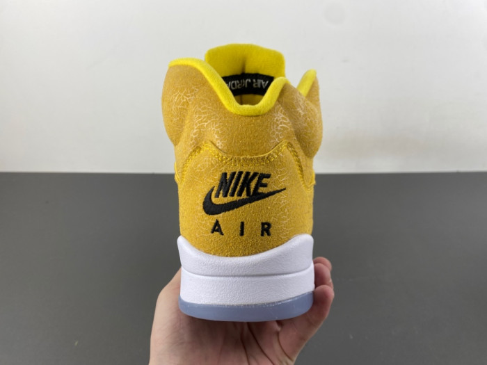 Jordan Air Jordan 5 Retro-HQ7978-701