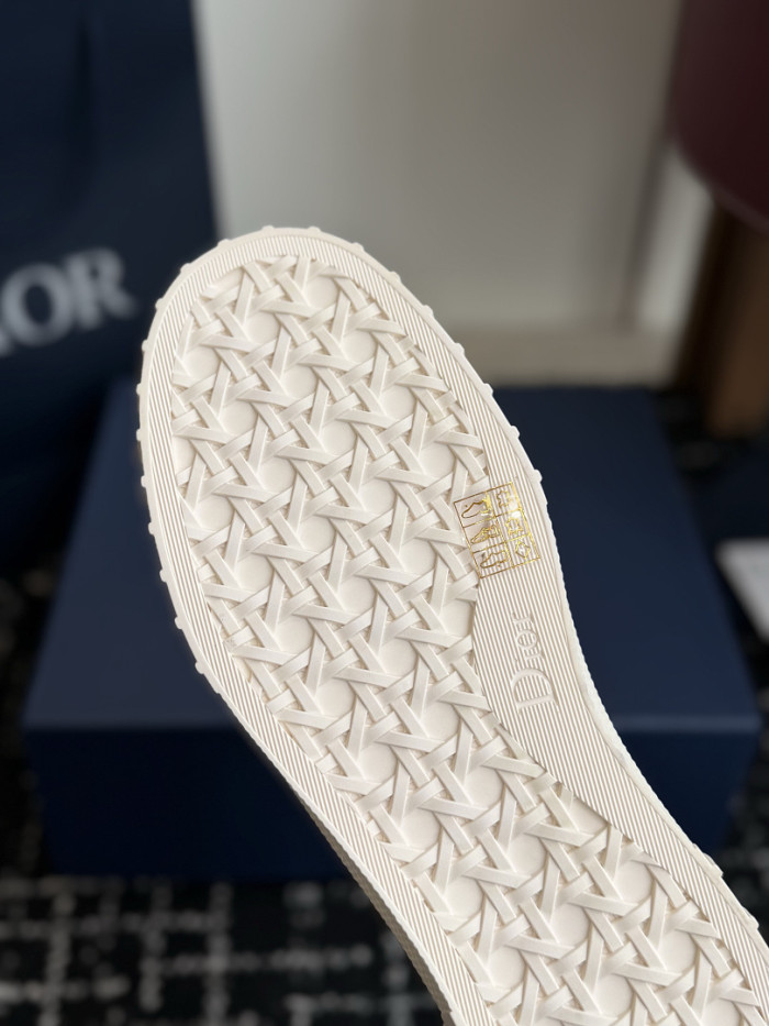 D10r B23 SNEAKER-014