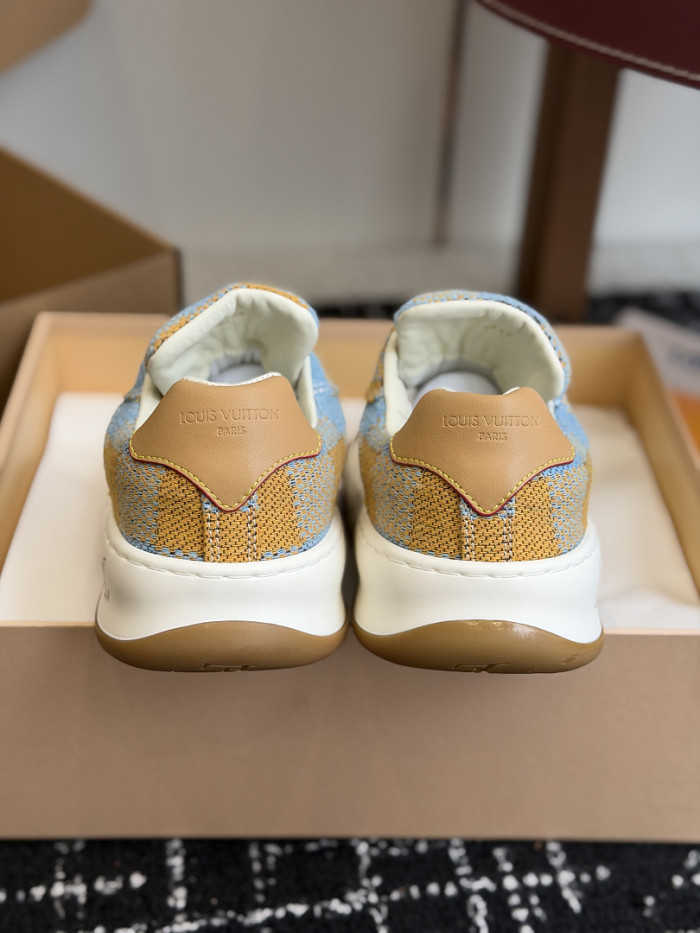 LV snekaers 301