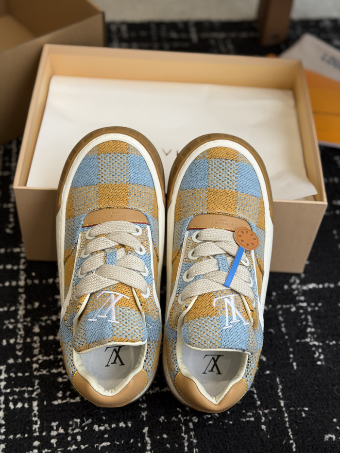 LV snekaers 301