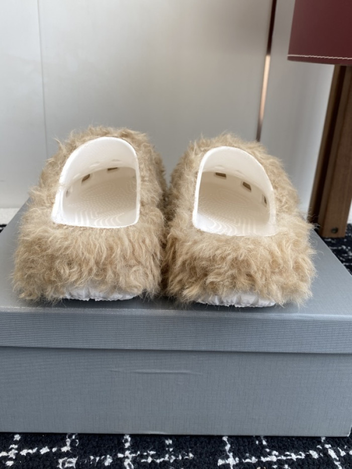 Balenciaga Sandal 37