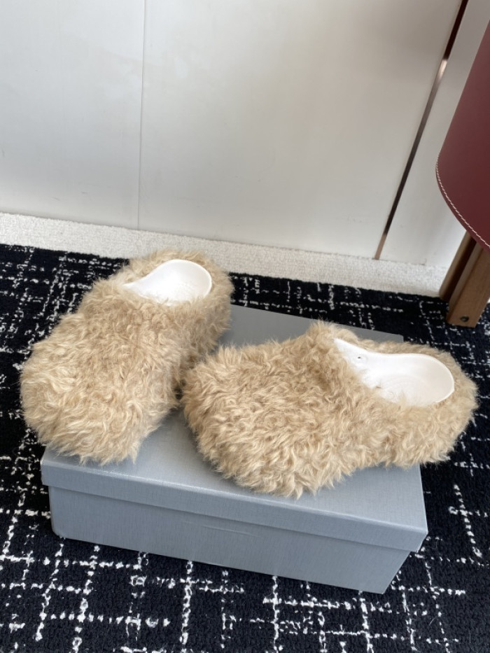 Balenciaga Sandal 37